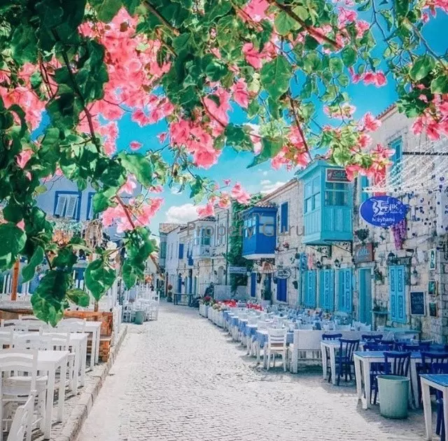 تور ازمیر + چشمه ۶ شب و ۷ روز تابستان 1405